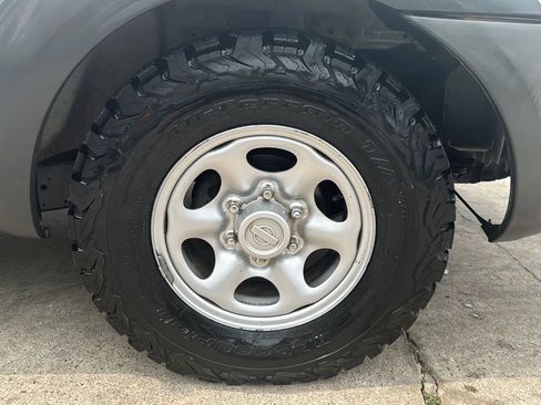 Used 2004 Nissan Frontier XE w/ (BGP) Basic Gear Pkg RWD image 24