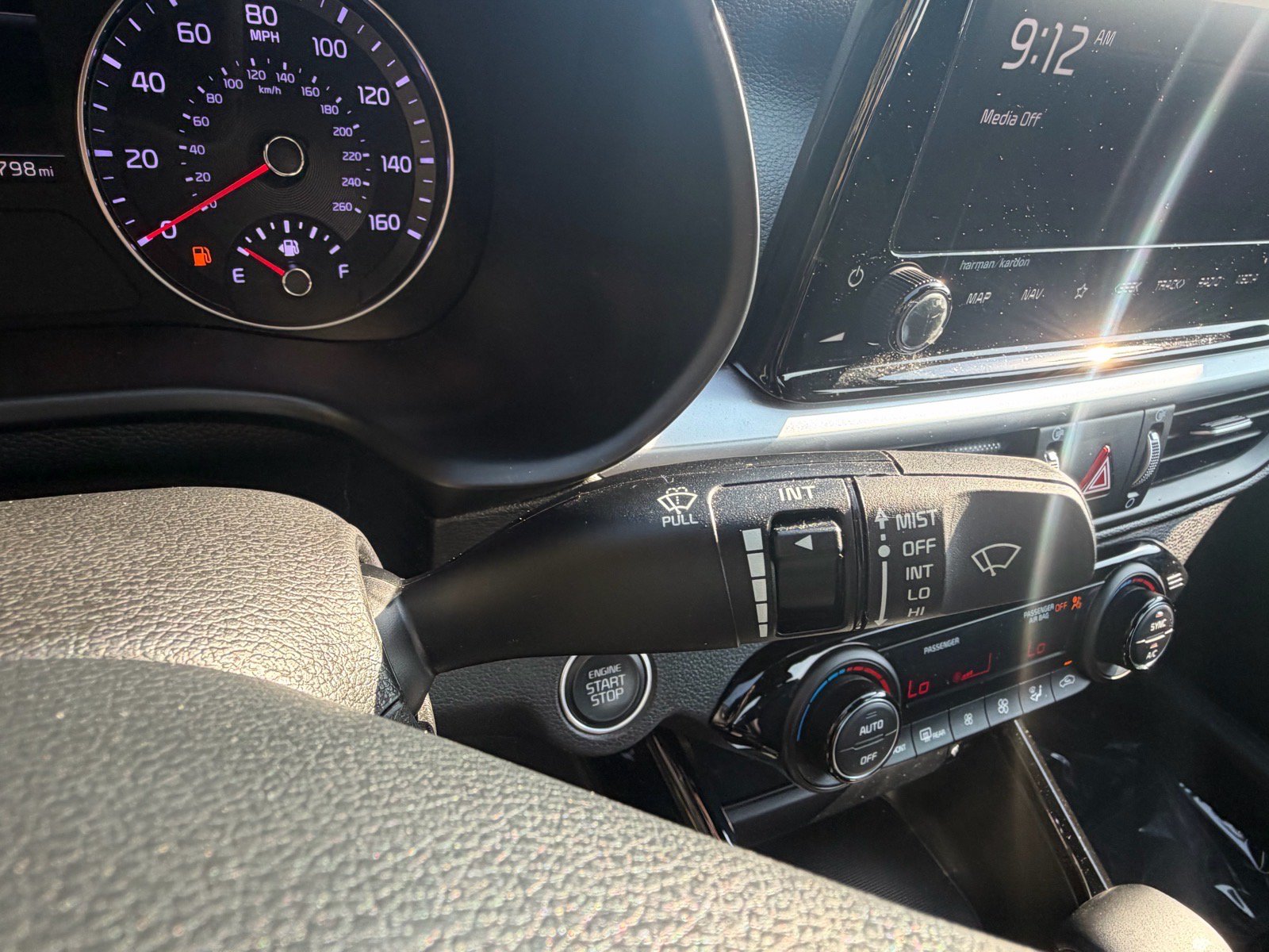 Used 2023 Kia Forte GT-Line w/ GT-Line Premium Package FWD image 31