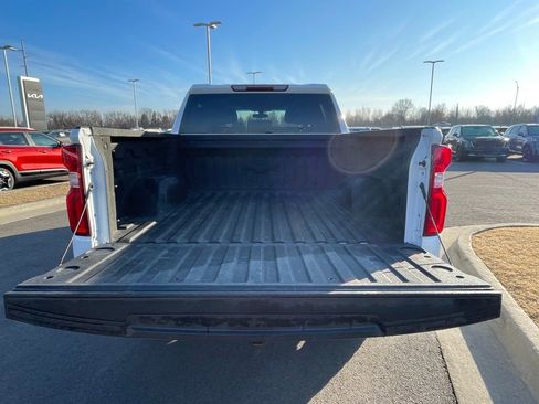 Used 2021 Chevrolet Silverado 1500 LT Trail Boss w/ Bed Protection Package image 10