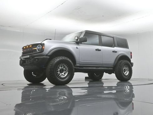 Used 2023 Ford Bronco Black Diamond AWD/4WD image 43