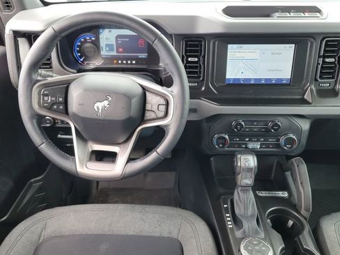 Used 2021 Ford Bronco Big Bend image 9