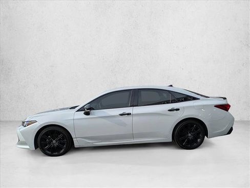 Used 2021 Toyota Avalon XSE image 8