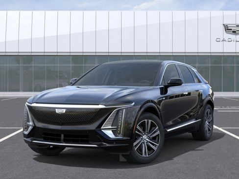 New 2026 Cadillac Lyriq Luxury w/ LPO, Floor Liner Package AWD/4WD image 6