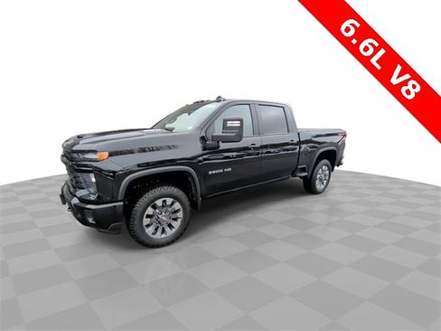 Used 2025 Chevrolet Silverado 2500 Custom w/ Custom Convenience Package image 4