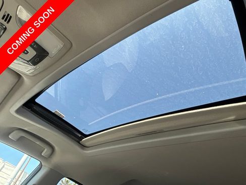 Used 2017 Toyota Sienna XLE FWD image 33