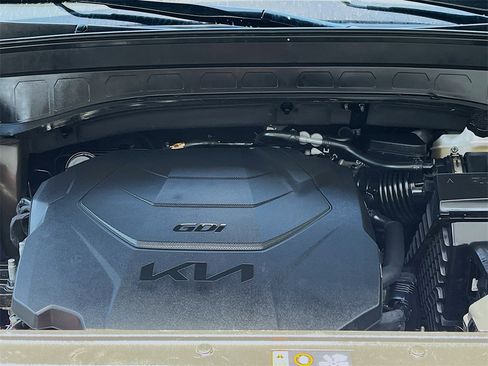 Used 2022 Kia Telluride SX w/ SX Prestige Package image 34