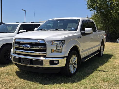 Used 2016 Ford F150 Lariat w/ Equipment Group 501A Mid AWD/4WD image 3