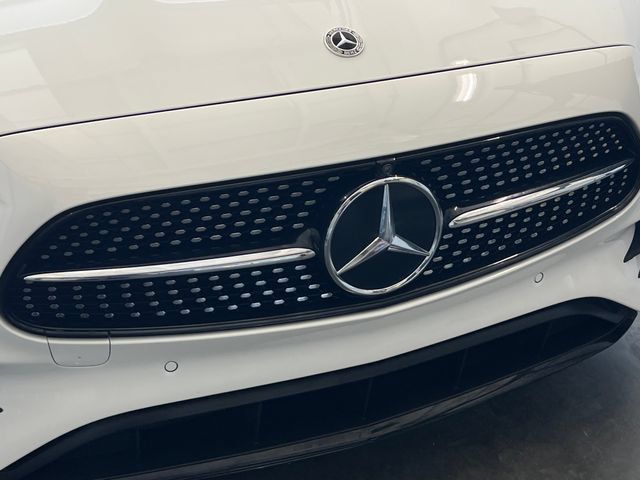 Used 2023 Mercedes-Benz E 450 Cabriolet image 15
