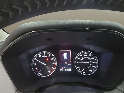 Used 2023 Subaru Outback Premium AWD/4WD image 28