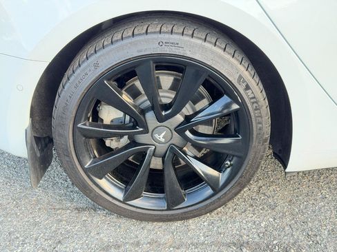 Used 2018 Tesla Model 3 Long Range AWD/4WD image 81