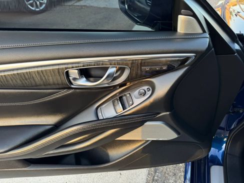 Used 2018 INFINITI Q60 3.0t Luxe w/ Sensory Package 3.0T Luxe RWD image 27