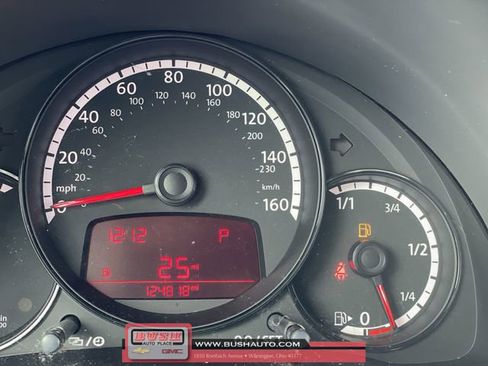 Used 2015 Volkswagen Beetle 1.8T image 11