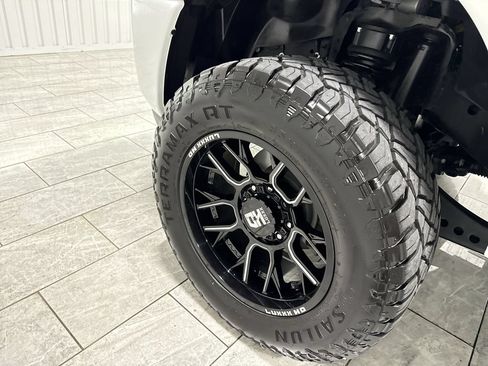 Used 2025 RAM 2500 Lone Star AWD/4WD image 34