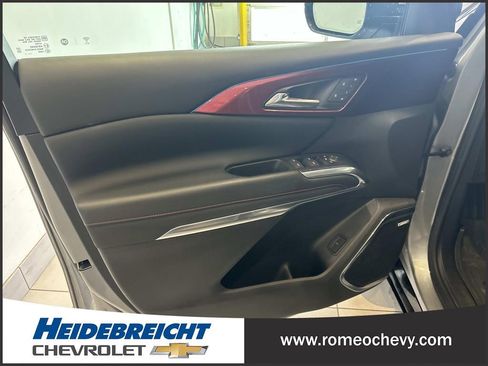 Used 2024 Chevrolet Traverse RS w/ LPO, Floor Liner Package image 10