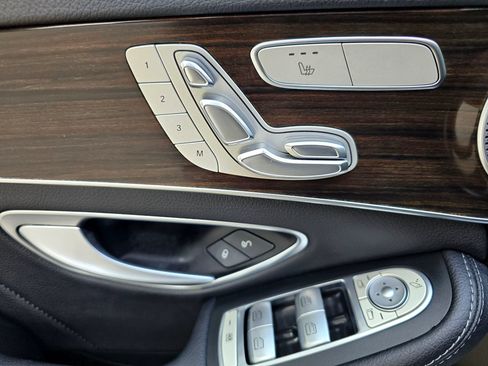 Used 2015 Mercedes-Benz C 300 Sedan image 22
