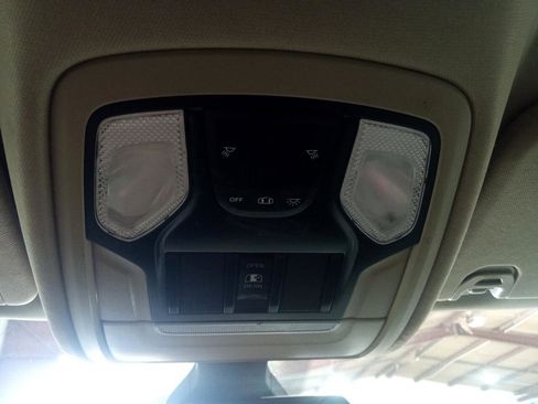 Used 2019 RAM 1500 Big Horn image 18