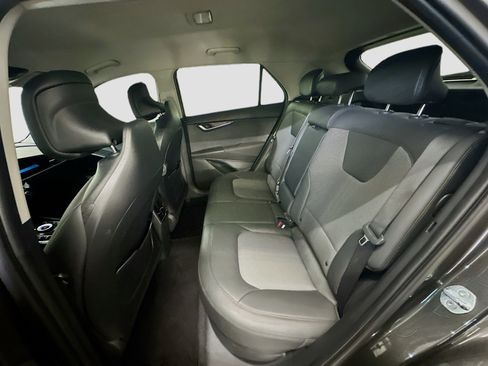 Used 2024 Kia Niro EX w/ EX Cold Weather Package image 29