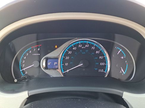 Used 2011 Toyota Sienna XLE w/ Entertainment Pkg FWD image 20