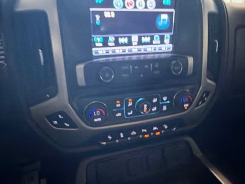 Used 2017 GMC Sierra 1500 SLT AWD/4WD image 28