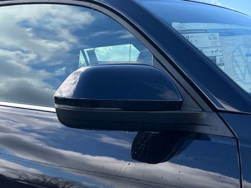 New 2026 Volkswagen Atlas Cross Sport SE image 6