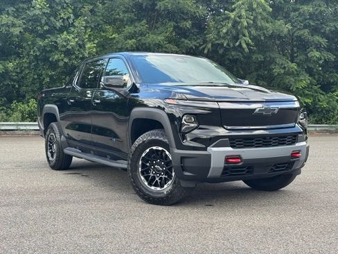 New 2026 Chevrolet Silverado EV Trail Boss w/ Premium Package AWD/4WD image 1