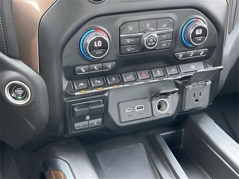 Used 2020 Chevrolet Silverado 1500 High Country image 19