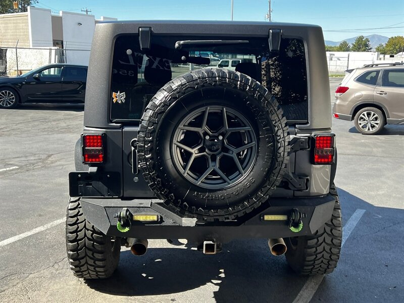 Used 2018 Jeep Wrangler Sport AWD/4WD image 6