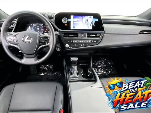 Used 2025 Lexus ES 350 w/ Accessory Package (Z2) FWD image 18