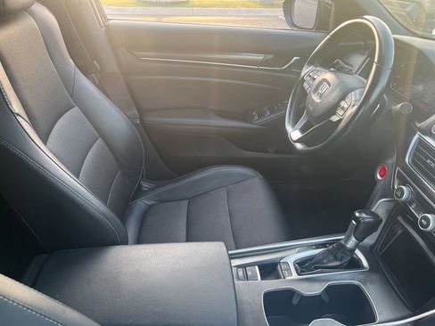 Used 2020 Honda Accord Sport image 4