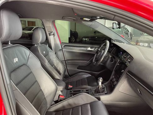 Used 2019 Volkswagen Golf R 4-Door image 28