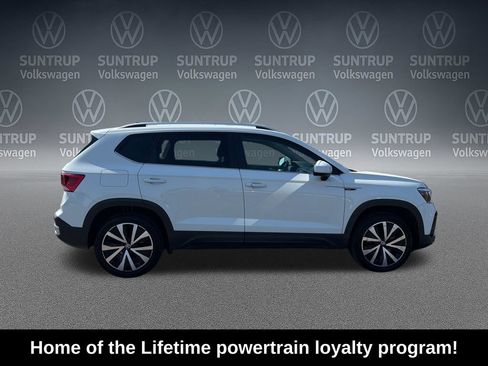 Used 2022 Volkswagen Taos SE FWD image 7