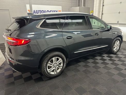 Used 2021 Buick Enclave Essence w/ Sound and Sites Package AWD/4WD image 10