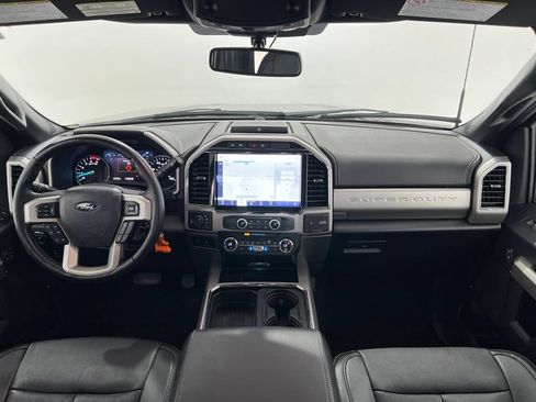 Used 2022 Ford F250 Lariat w/ Lariat Value Package AWD/4WD image 18