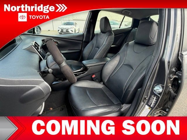 Used 2017 Toyota Prius Four w/ Premium Convenience Package FWD image 6