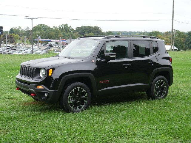 Used 2023 Jeep Renegade Trailhawk w/ Sun/Sound Group AWD/4WD image 8