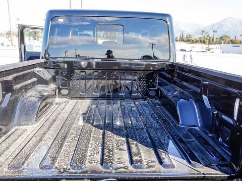 New 2026 Jeep Gladiator Sport AWD/4WD image 26