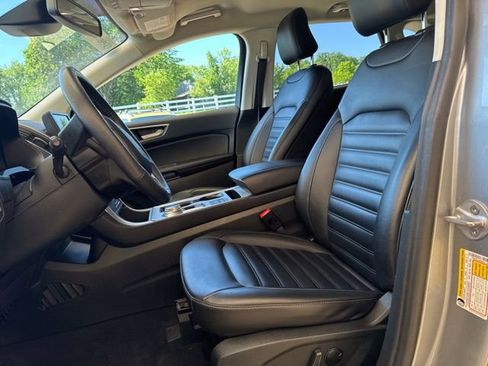 Used 2022 Ford Edge SEL w/ Convenience Package AWD/4WD image 9
