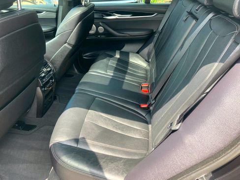 Used 2018 BMW X5 xDrive50i AWD/4WD image 12