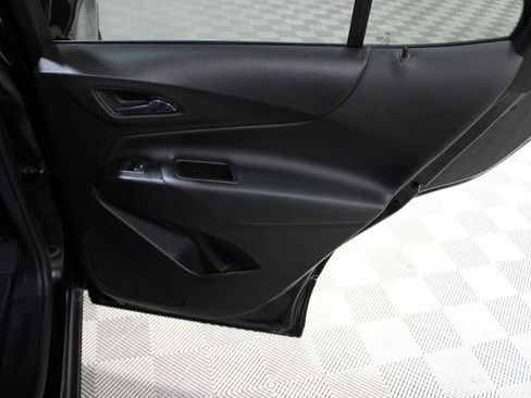 Used 2024 Chevrolet Equinox LT image 27