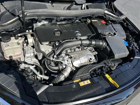 Used 2022 Mercedes-Benz GLA 250 GLA 250 image 9