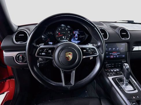 Used 2023 Porsche 718 Boxster RWD image 11