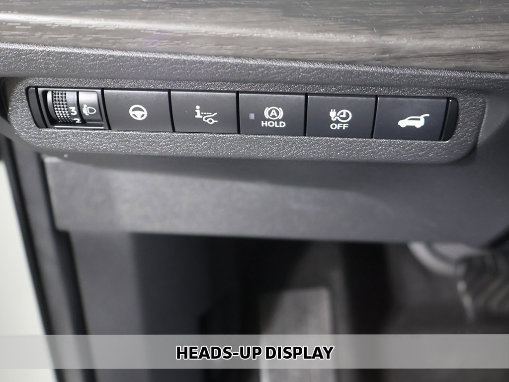 Used 2024 Nissan Ariya AWD image 8