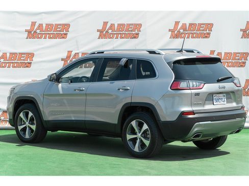 Used 2020 Jeep Cherokee Limited AWD/4WD image 16