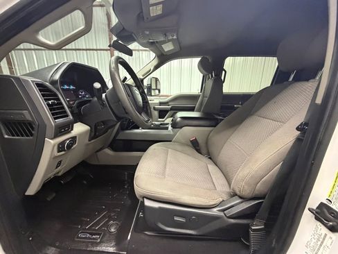 Used 2020 Ford F250 XLT w/ XLT Premium Package AWD/4WD image 8