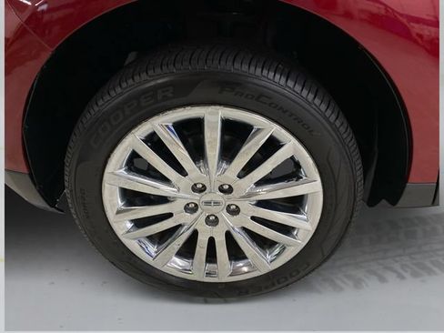 Used 2015 Lincoln MKX AWD w/ Equipment Group 102A image 20