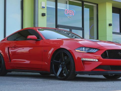 Used 2019 Ford Mustang GT Premium w/ Performance Package - Level 2 RWD image 6