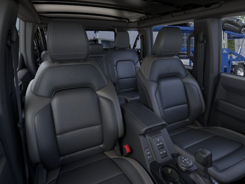 New 2026 Ford Bronco Outer Banks w/ Sasquatch Package AWD/4WD image 10