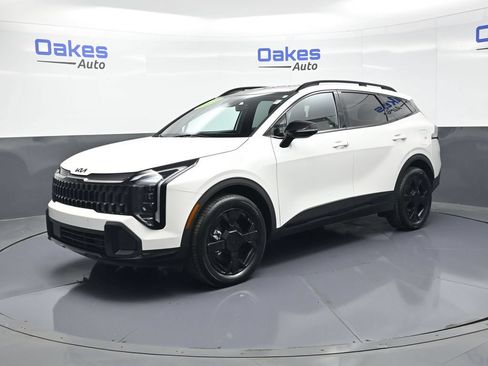 Certified 2026 Kia Sportage X-Line AWD/4WD image 3