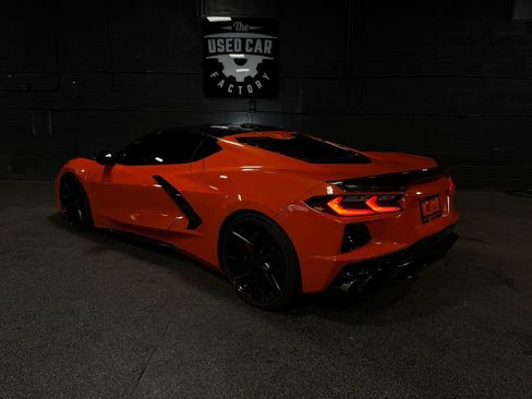 Used 2021 Chevrolet Corvette Stingray Premium Cpe w/ Z51 Performance Package RWD image 3