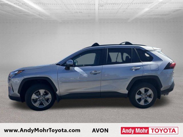 Used 2025 Toyota RAV4 XLE w/ Convenience Package AWD/4WD image 5